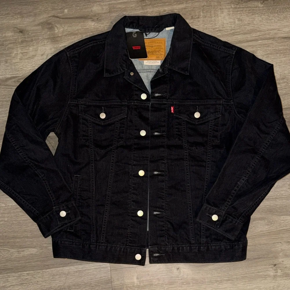 Levi's premium relaxed fit trucker jacket - Picture 1 of 6